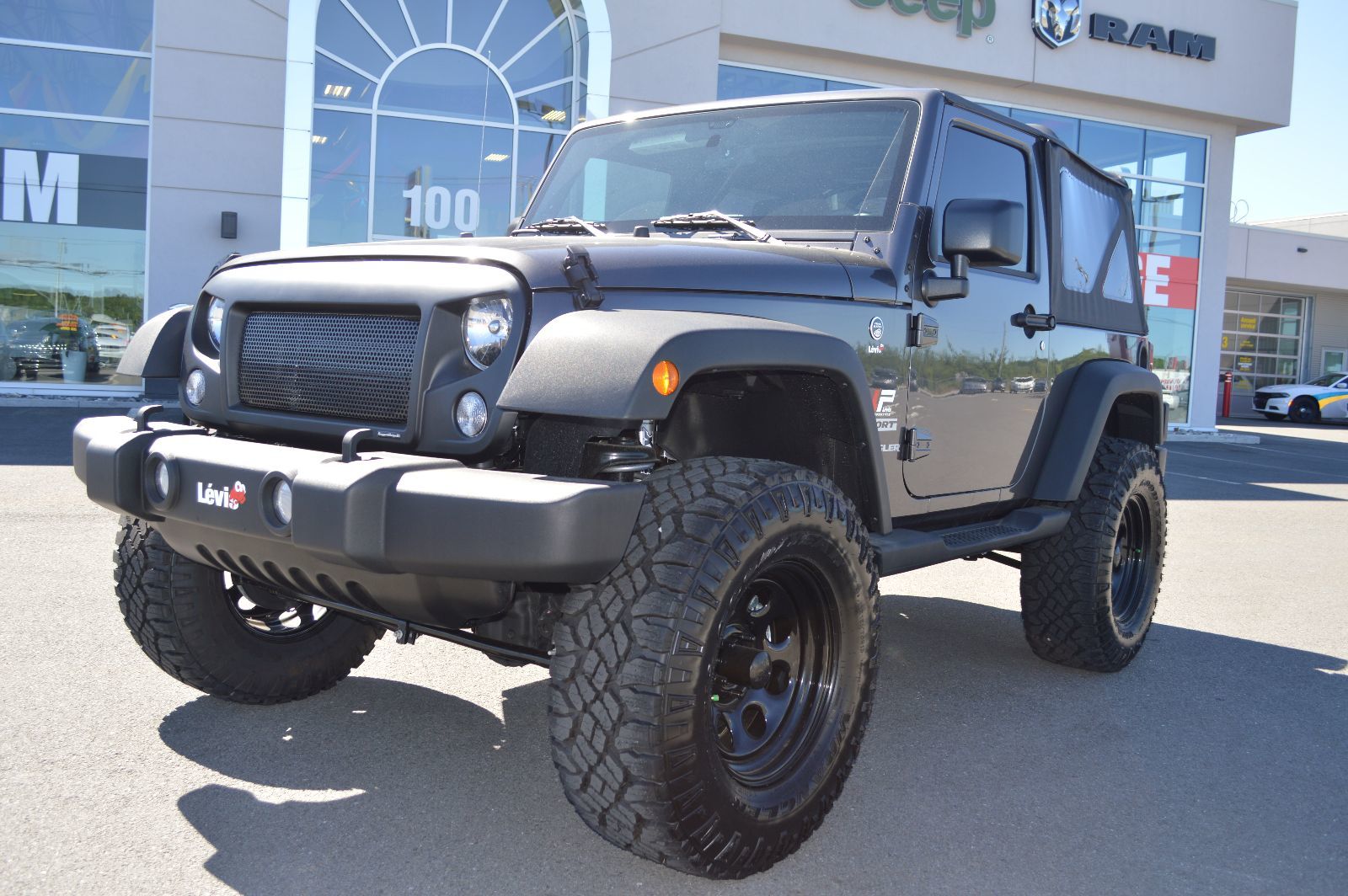 Groupe Auto Québec Jeep Wrangler SPORT AUTOMATIQUE PLUSIEURS
