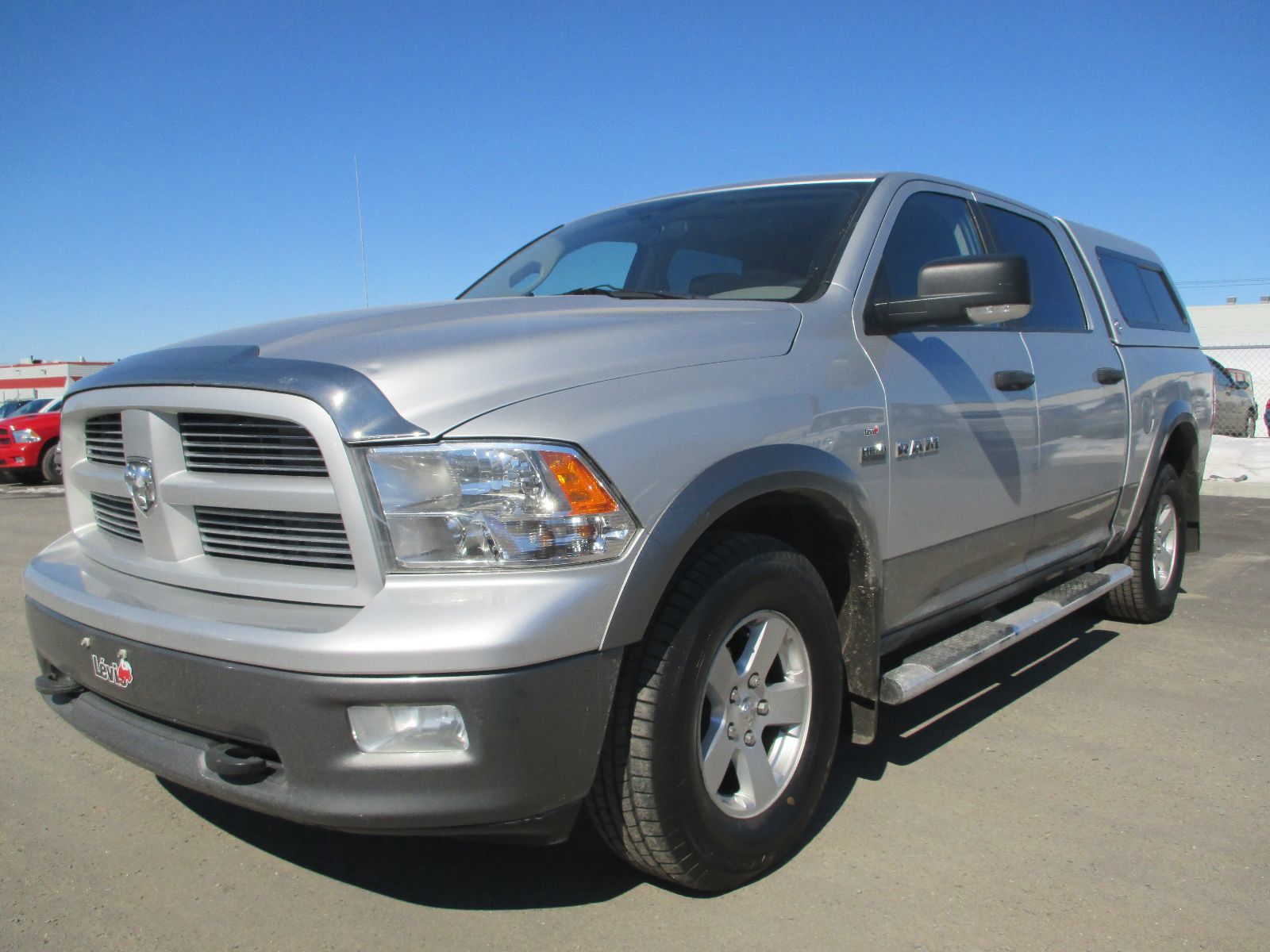 Lévis Chrysler Ram 1500 TRX4 CREW CAB BOITE DE FIBRE 2010 à vendre à Lévis