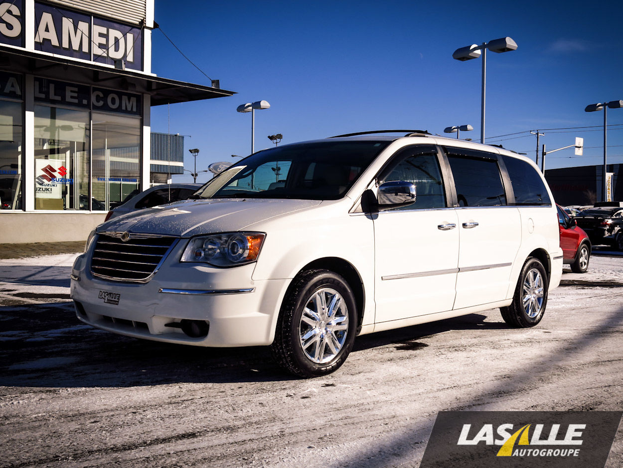 2008 Chrysler town country limited owners manual #5