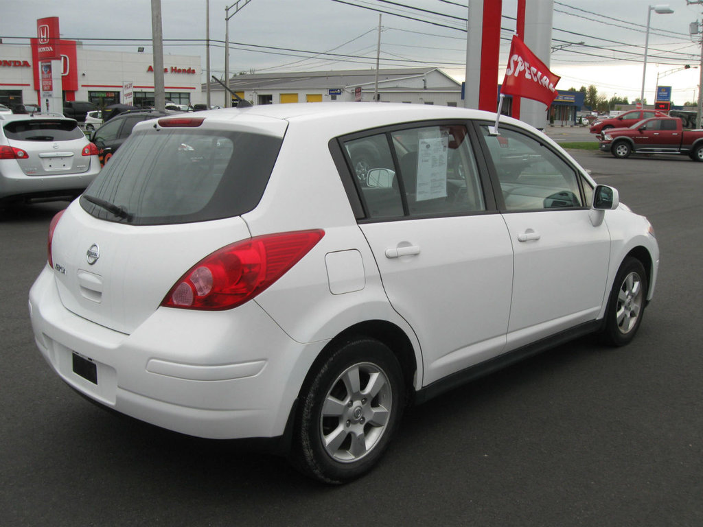 Nissan versa 2007 automatique a vendre #4