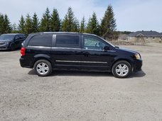 Dodge Grand Caravan Crew 2017 COMME NEUF