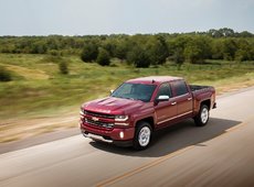 Chevy Silverado vs. Ford F-150: Howie Long Compares Truck Beds