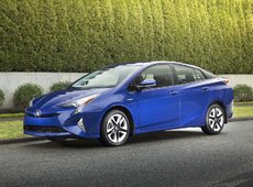 2017 Toyota Prius and RAV4 Hybrid are AJAC’s Green vehicles of the year