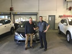 Nissan sentra grise sv 2017