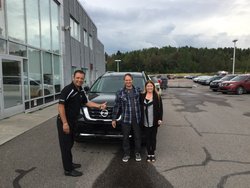 Nissan pathfinder sv noir 2017