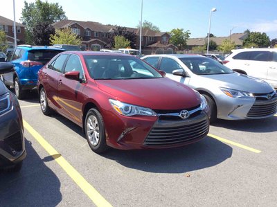 2017 Toyota Camry 4-Door Sedan LE 6A