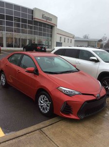 2017 Toyota Corolla 4-door Sedan SE CVTi-S SAVE!!