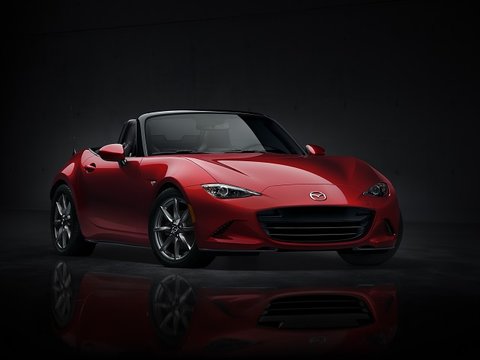 2017 Mazda MX-5: the right way to enjoy summer