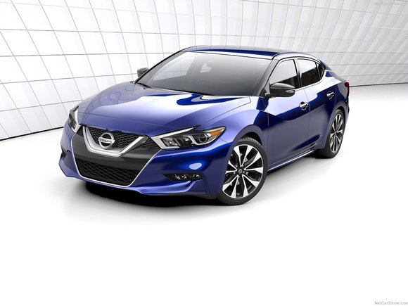 Ce que la presse spécialisée pense de la Nissan Maxima 2016