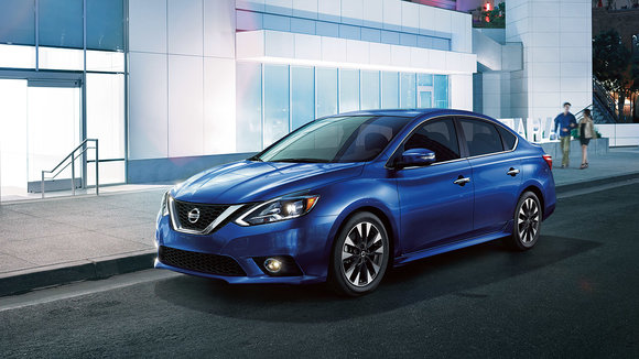 Nissan Sentra 2016 VS Honda Civic 2016 à Saguenay