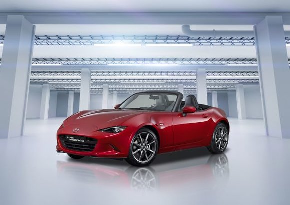 Une nouvelle Mazda MX-5 s’approche