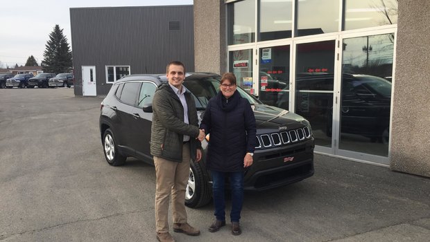 Mille merci à Mme Aline Lavoie pour l' achat de son tout nouveau Jeep Compass