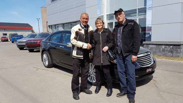 Un gros merci à Mme Ghislaine Lahey Mador pour son nouvelle achat.