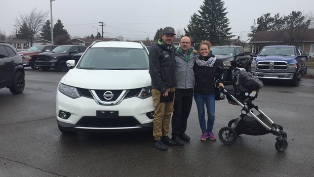 Merci au Garage Windsor pour leur excellent service. Très content de notre nouvelle acquisition.