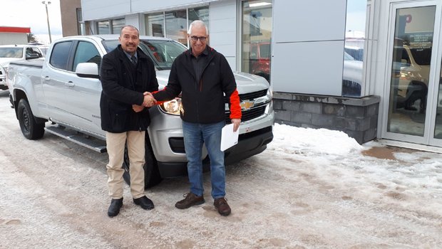 Merci à M. Francois Roussel de Transport F.Roussel pour l'achat de son nouveau camion un Chevrolet Colorado.