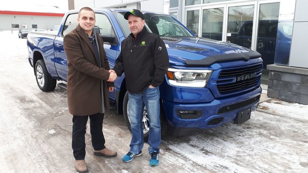 Merci à M. Daniel Dubé de St-Quentin au Nouveau-Brunswich pour l’achat de son superbe Ram Sport 2019! Bonne route.