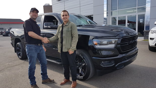 Merci à M. Alexandre Côté de Cotech pour son super Ram Sport all black. Bonne route.