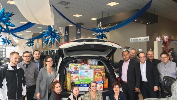 Guignolée chez Acura Brossard