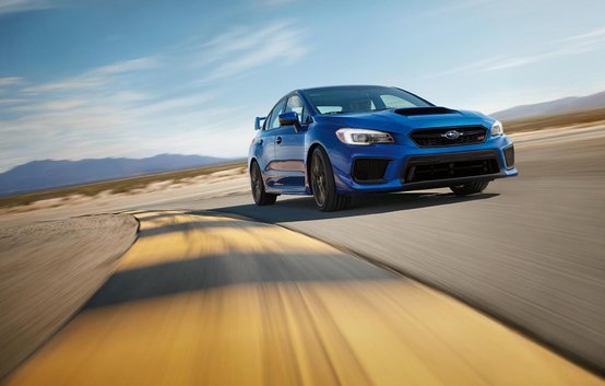 2018 Volkswagen Golf R vs 2018 Subaru WRX STI in Montreal