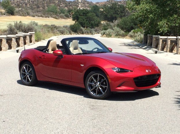 Mazda Steals the Show in New York with the MX-5 RF
