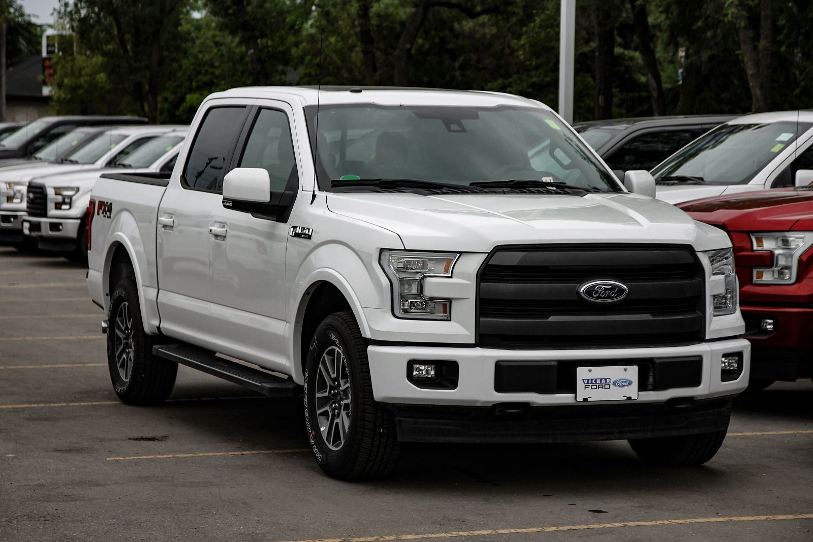 New 2017 Ford F-150 4x4 - Supercrew Lariat - 145