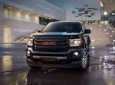2016 GMC Canyon: Compact in Size and Efficiency